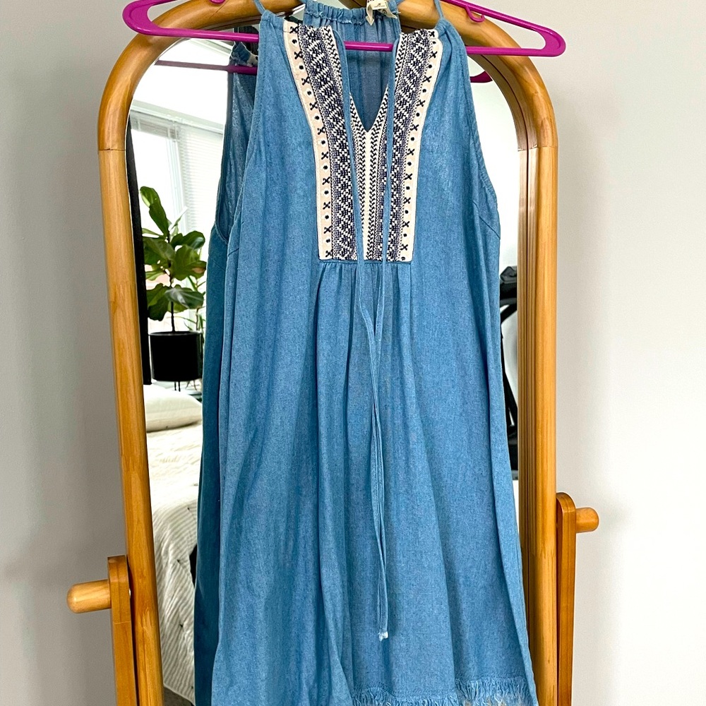 Listicle Chambray Patterned Bust, Fringe Hem dress, size S